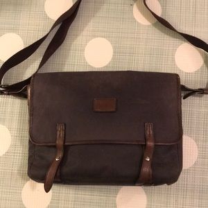 Tumi laptop/messenger bag (navy and brown)